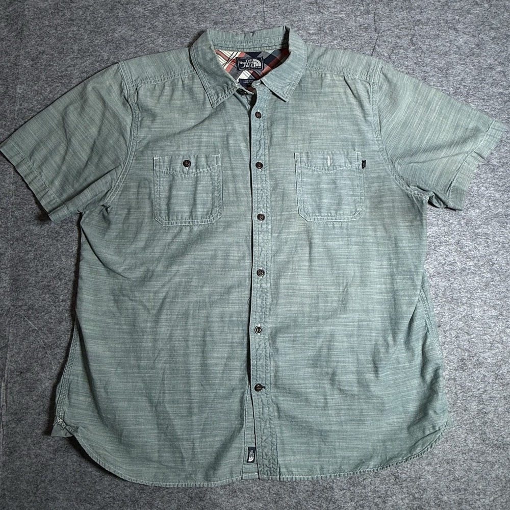 The North Face Men's XL Green Short Sleeve Button Up Shirt Cotton